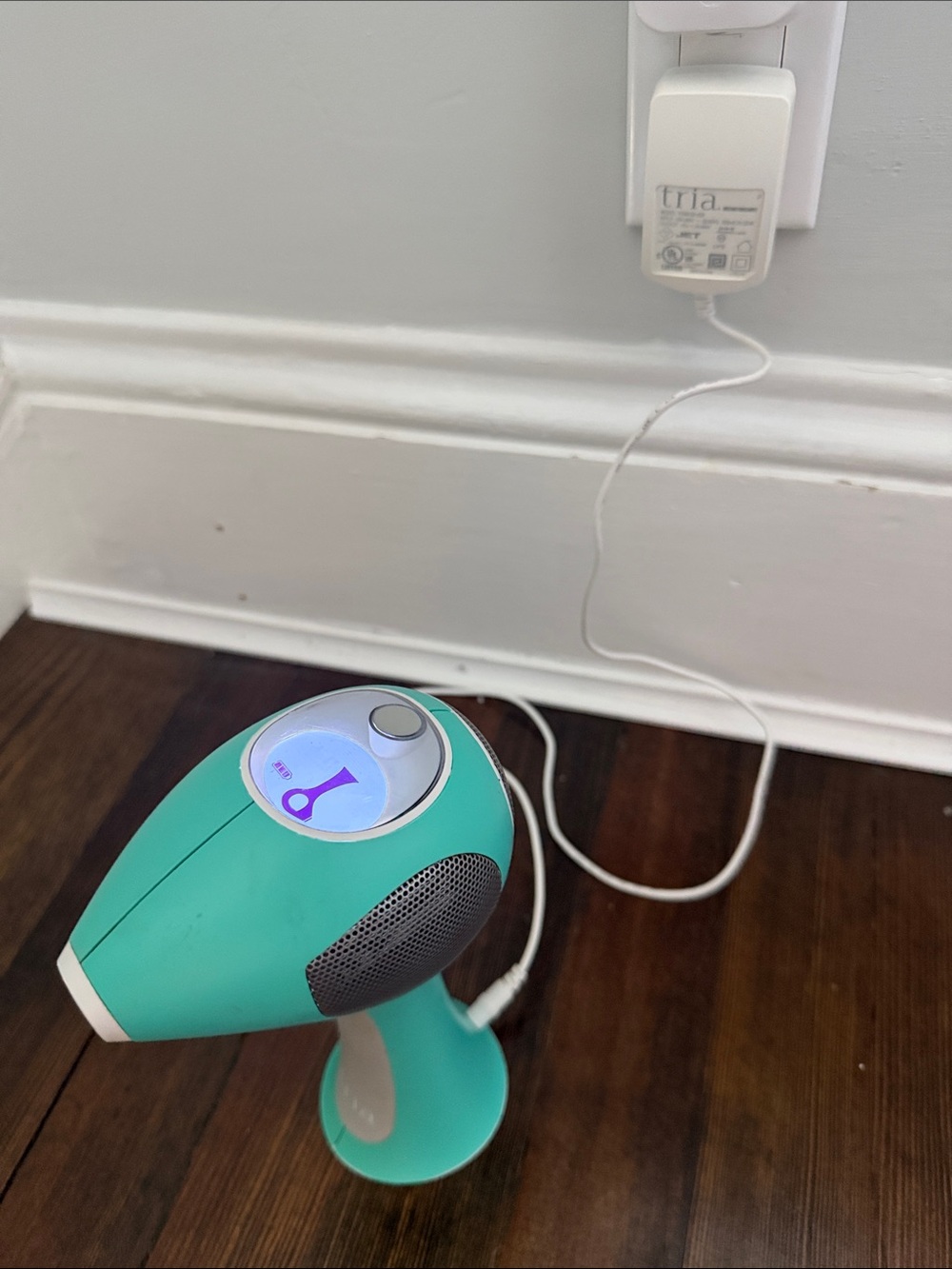 Tria Beauty Hair Removal Laser 4X LHR 4.0 Mint Green w/ Charger